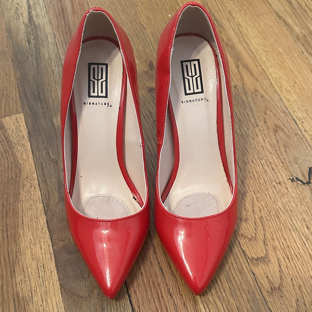 Signature Bold Red Heels - Size 6